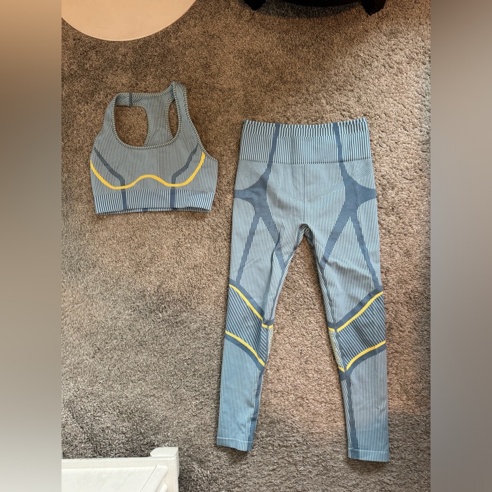 Fabletics Workout Set